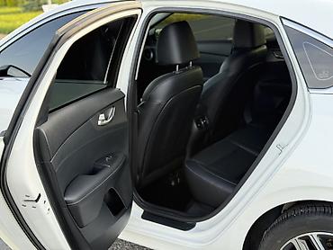 Kia: Kia K3: 2018 г., 1.6 л, Вариатор, Бензин, Седан — 11