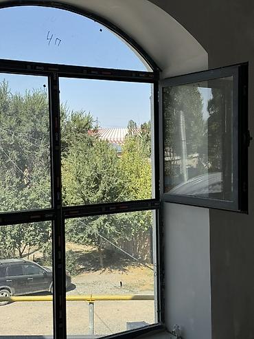 Продажа коттеджей и домов: 6 комнат и более, 280 м², 4 соток, Бишкек, Собственник — 19