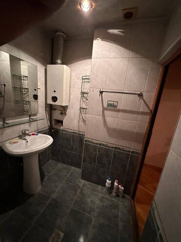 Köhnə tikili: Bakı, Yeni Günəşli Massiv A, 3 otaqlı, Köhnə tikili, 80 kv. m — 13