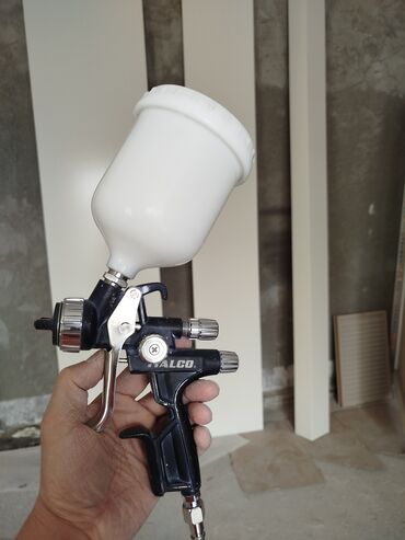 Çiləyicilər, pulverizatorlar: Pulverizator, Əllə, Pnevmatik