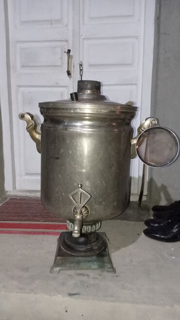 samovar suvenir: Б/у Дровяной Самовар, 1 л, Самовывоз