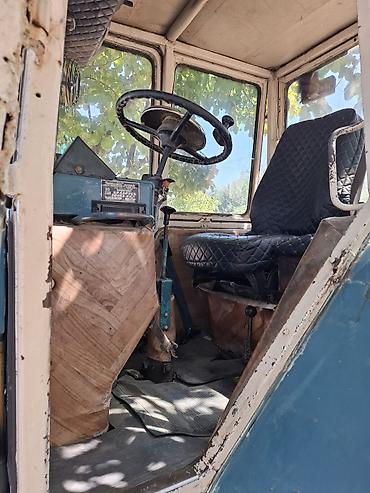 traktor starter: MTZ tipli kənd təsərrüfatı traktoru və qoşqu Traktor: - Kabinli — 3