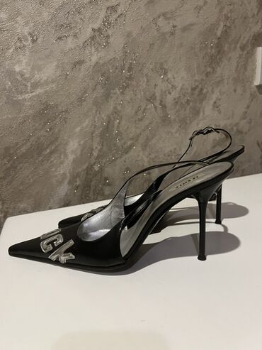 женские туфли на танкетке: Le Silla tebii deri 36 razmer ela veziyyetdeQadın üçün zərif və