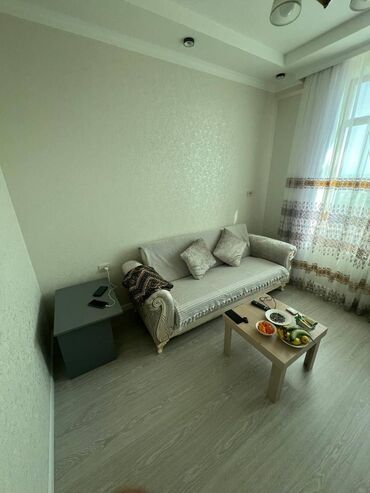 Uzunmüddətli kirayə mənzillər: Qarayev metrosu yaxınlığında mənzil kirayə verili. Ümumi sahəsi 75 -da lalafo.az — 3 Uzunmüddətli kirayə mənzillər: Qarayev metrosu yaxınlığında mənzil kirayə verili. Ümumi sahəsi 75 — 3