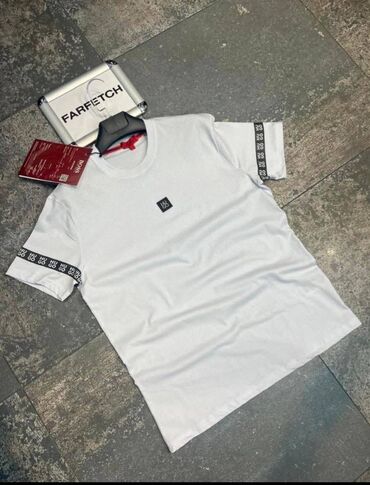 Majice: Muške brendirane majice
Uvoz Turska
s,m,l,xl,2xl — 2