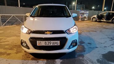 Chevrolet: Chevrolet Spark: 2017 г., 0.1 л, Вариатор, Бензин, Хэтчбэк — 9