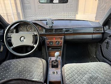 mazda 2: Mercedes-Benz W124: 1991 г., 2.3 л, Механика, Бензин, Седан — 6