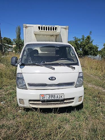 мерс 203 фара: Kia BONGO: 2012 г., 2.5 л, Механика, Дизель — 1