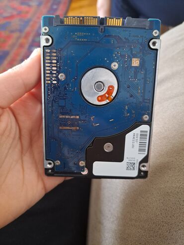 жёсткий диск новый: Sərt disk (HDD) İşlənmiş