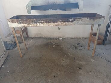 Kofe aparatları: Yüksək lehimli materialdan hazırlanmış az işlək daş manqal satılır