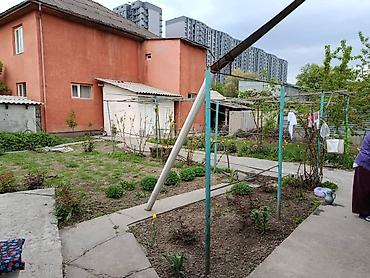 Продажа полдома: Сдаю. дом в районе 4 гор.больницы. Количество комнат 2 Площадь:42м2 — 11