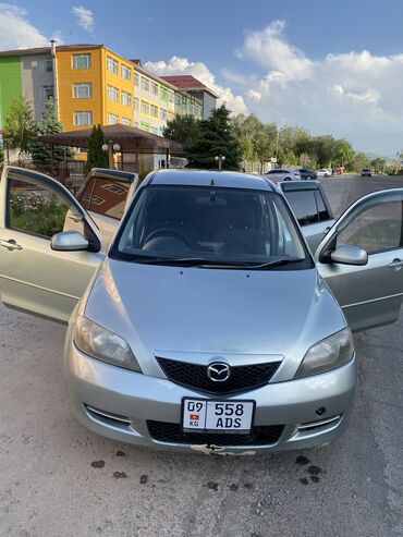 Mazda: Mazda Demio: 2003 г., 1.3 л, Автомат, Бензин, Хэтчбэк