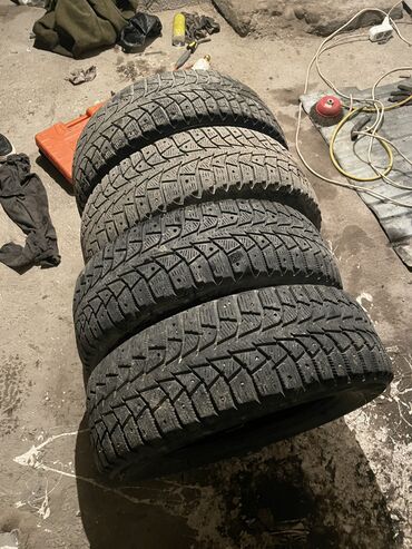 Шины: Шины 195 / 65 / R 15, Зима, Б/у, Комплект, Легковые, Maxxis