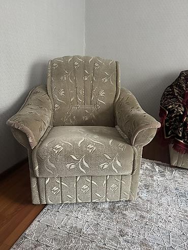 sofa: Прямой диван, Б/у — 6