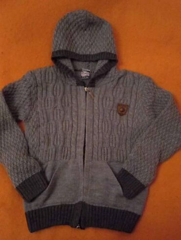 Koftalar, sviterlər: Teze jaketler 2-3 -4-5 yaw ucun .Alinan qiymetden cox ucuz satilir. 3 — 1