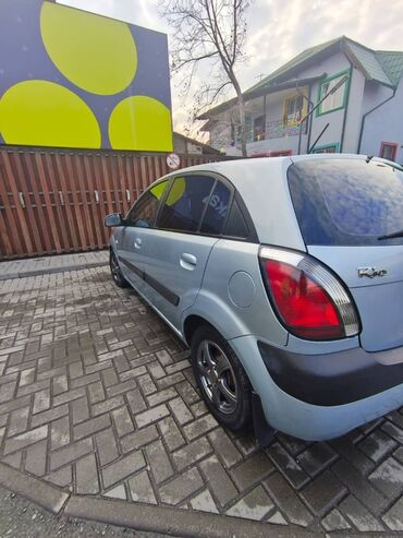 Kia: Kia Rio: 2006 г., 1.4 л, Механика, Бензин, Хэтчбэк — 3