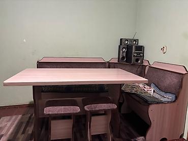 кресло токмок: Кухонный уголок б/у болгону бир жыл колдонгон — 1