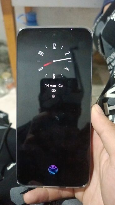 yevlax telefon satisi: Salam Telefon Yenidir 5 gündü istifadə edilir Donma və ya başka bir