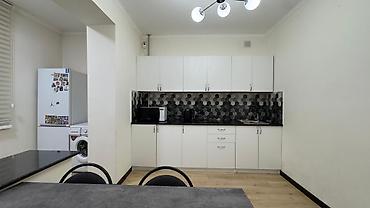 Продажа квартир: 2 комнаты, 65 м², Аламедин-1 мкр Элитка, 2 этаж, Дизайнерский ремонт — 10