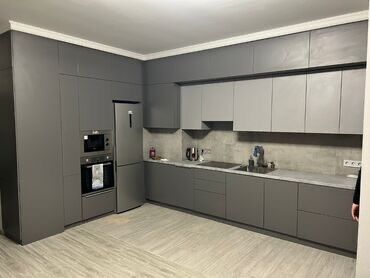 полка для инструментов: Тапшырыкка эмерек, Kitchen Furniture to order, Отургучтар, Ашкана гарнитурасы, Үстөл