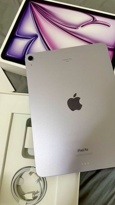 Apple iPad: İdeal veziyyetdedir. Oyun üçün alınıb heç bir donma/kasma yoxdur. Baha