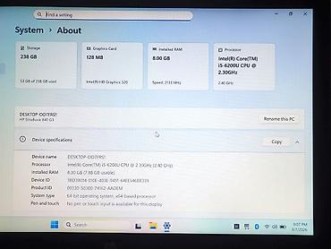 E-knjige: Prodajem biznis laptop hp elitebook 840 G3 panel 14 inca FHD — 2