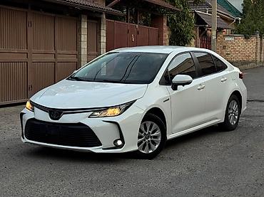 Toyota Corolla: 2020 г., 1.8 л, Вариатор, Гибрид, Седан