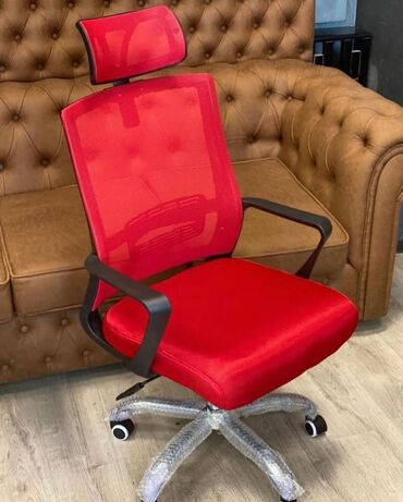 Ofis və oyun kresloları: Yeni, Təkərli, Qolları tənzimlənir, Dəri — 11