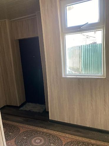 гаражы: Продаётся уютный жилой дом с отделкой и мебелью на фото. Планировка и — 2