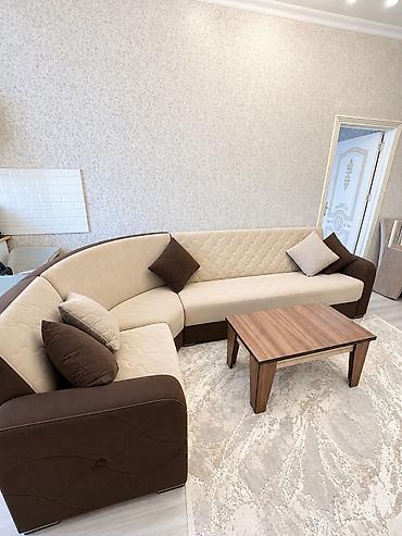 jozefina divan: Künc divan jurnalnı birlikdə 500 Azn. Ölçü 3*2. Bazası var. Ünvan — 1