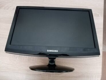 komputer monitoru: Samsung monitor. İşlək vəziyyətdə