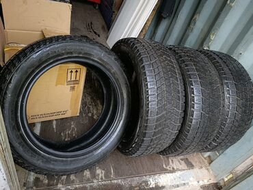 шипованные шины: Шины 235 / 65 / R 18, Зима, Б/у, Комплект, Легковые