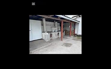 Продажа коттеджей и домов: Гүлчө шаарында бак-шактуу кенен үйү менен 16 сотых жер сатылат. Өтө — 12