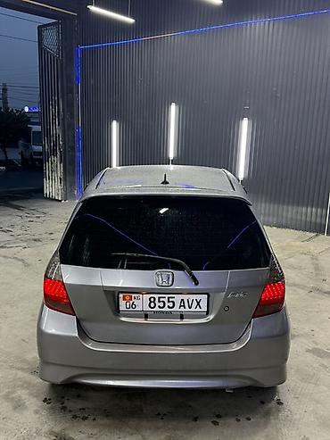 opel frontera: Honda Fit: 2005 г., 1.3 л, Автомат, Бензин, Хэтчбэк — 4