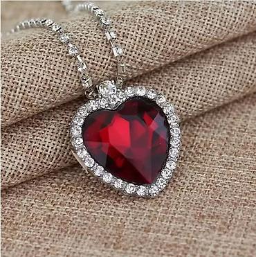 Ogrlice: ✨🌊 Ogrlica Titanik - Crveno Srce! ❤️💎💙 Cena:1200din Zasijajte ovim — 13