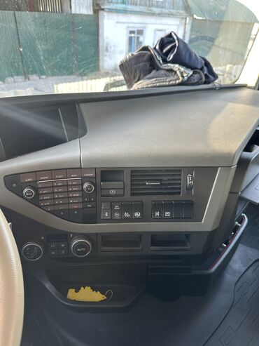 Тягачи: Тягач, Volvo, 2017 г. — 8