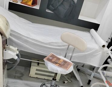 Kuşetkalar: Lazer kuşetkası kimi istfade olunub salon bağlandığı ve yer olmadığı