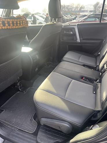 Toyota: Toyota 4Runner: 2020 г., 4 л, Типтроник, Бензин, Внедорожник — 16