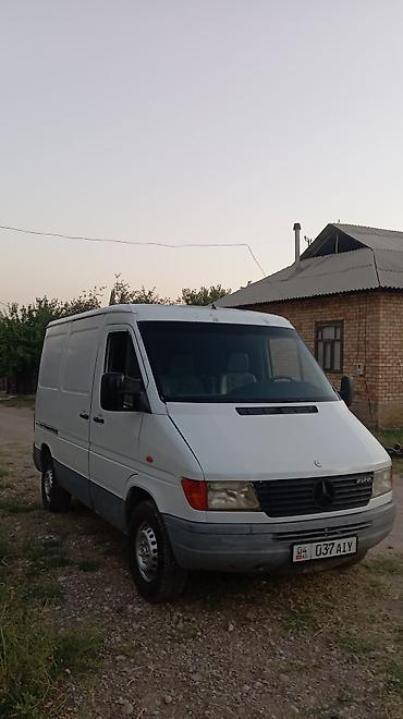 krone sd: Грузовой фургон Mercedes‑Benz Sprinter 212D белый. 2.9 мусо — 3
