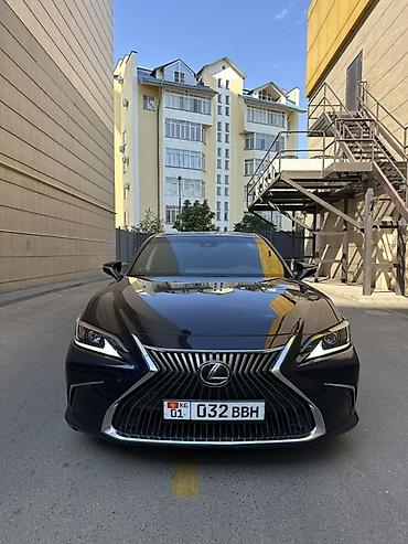 250: Lexus ES: 2021 г., 2.5 л, Автомат, Бензин, Седан — 4