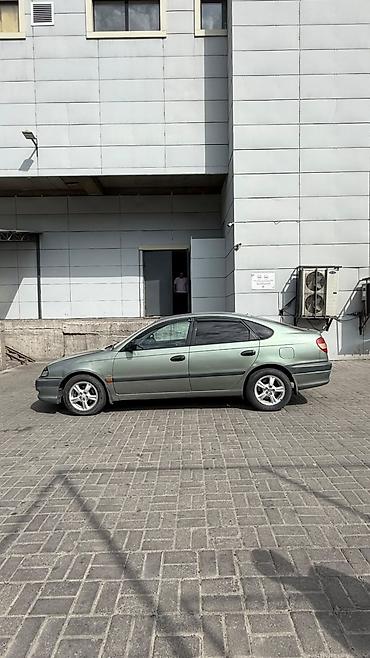 авенсис 2001: Toyota Avensis: 2001 г., 1.8 л, Автомат, Бензин, Хэтчбэк — 4