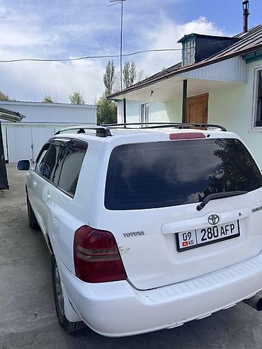 салон автомобиля: Toyota Highlander: 2003 г., Автомат, Бензин, Кроссовер — 5