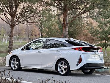Toyota: Toyota Prius: 2019 г., 1.8 л, Вариатор, Электромобиль, Хэтчбэк — 3