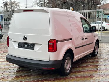 Volkswagen: Volkswagen Caddy: 2020 г., 1.6 л, Механика, Бензин, Фургон — 4