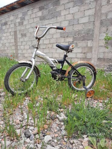 бутсы 36 размер: Детский велосипед, 2-колесный, 4 - 6 лет, Для мальчика, Б/у