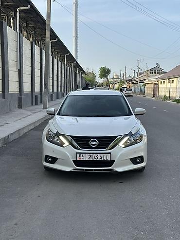 х трейл: Nissan Altima: 2018 г., 2.5 л, Автомат, Бензин, Седан — 2