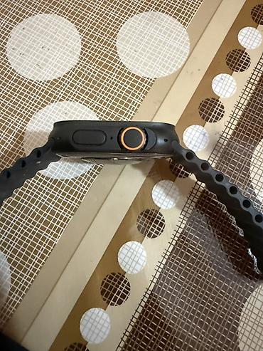 agilli saat: Apple Watch Ultra üslubunda ağıllı saat, 49 mm qara korpus və qara — 5