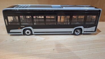 Oyuncaqlar: Məhsul: Metal kolleksiya modeli – şəhər avtobusu - Miqyas: təxmini — 9