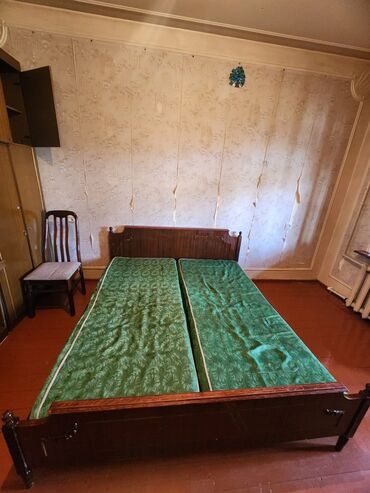 Divanlar: Divan, İşlənmiş, Açılmayan, Bazalı, Parça, Çatdırılma yoxdur