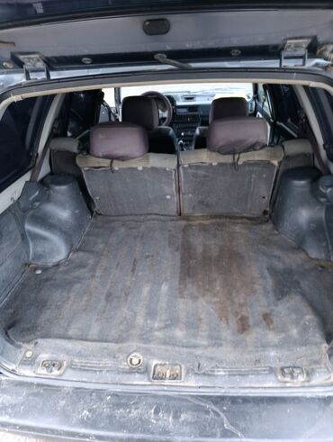 Mazda: Mazda 323: 1990 г., 1.6 л, Механика, Бензин, Универсал — 11